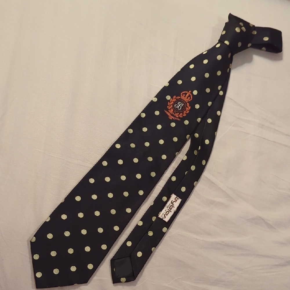 Byblos Black With Polka Dot Tie